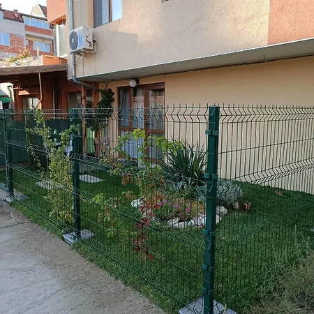 Megi Apartments, Sity Apartament