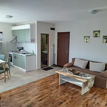 Megi Apartments, Sity Apartament