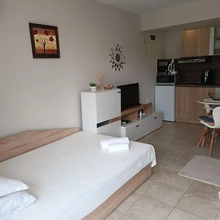 Megi Apartments, Sity Apartament