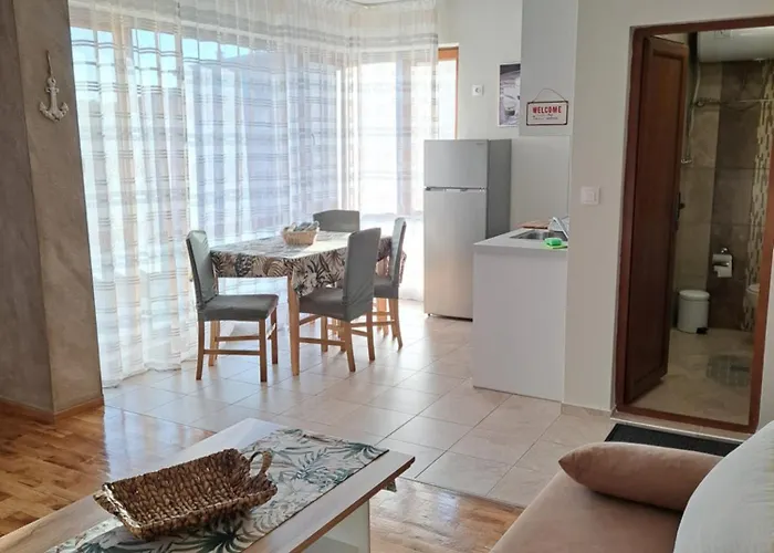 Megi Apartments, Sity Несебър